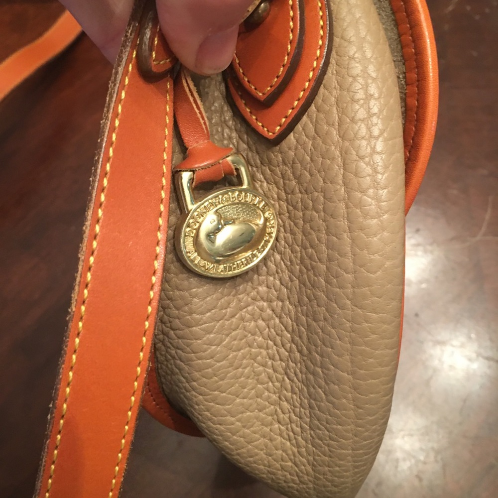 Vintage Dooney & Bourke Handbag - Picture 2 of 7